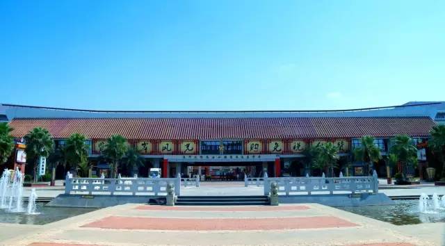 自驾旅行不辜负每一刻好时光 (趁着周末闲暇时间自驾出游)