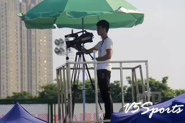 草根选手也能踏上全运会赛场,草根足球队夺联赛冠军