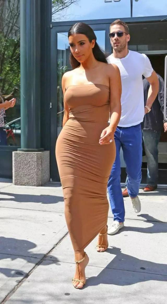 屁股大腿大穿衣搭配,如何改善屁股不匀称