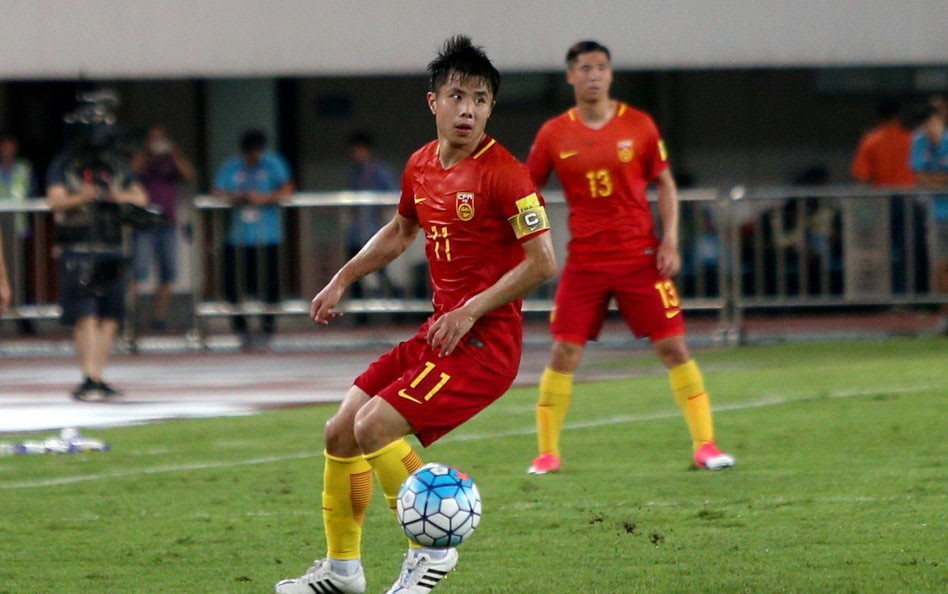 董路评价中国队员与韩国比赛表现,董路赛后点评国足vs韩国