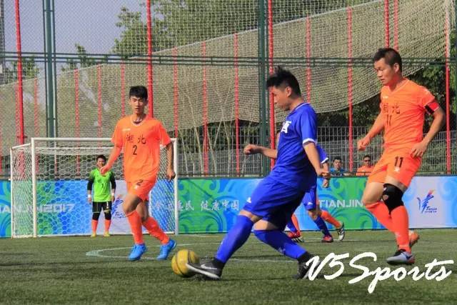 草根选手也能踏上全运会赛场,草根足球队夺联赛冠军