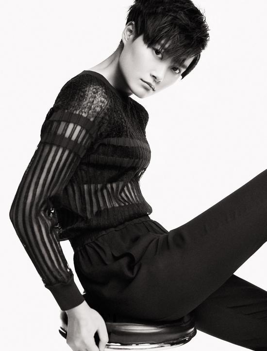 前卫华丽背后是谦虚勤恳这样的春春值得拥有更多