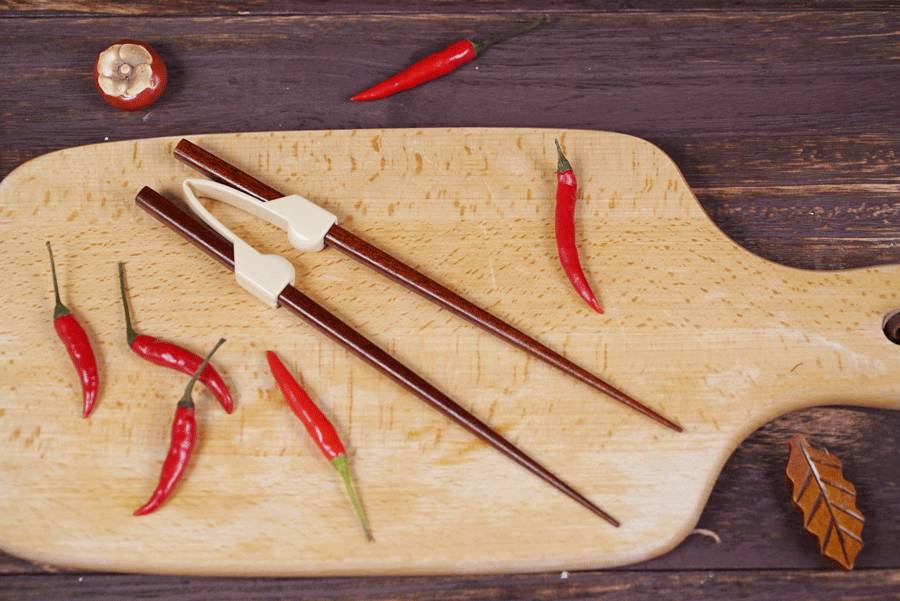 筷子怎么样才能拿好,筷子怎么样