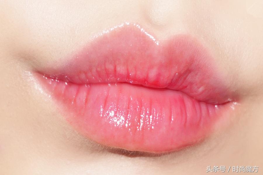 兰蔻气垫唇油最火色 (兰蔻气垫光雾唇露试色)