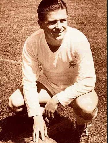 荷兰足球为什么不像传统日耳曼,荷兰足球为什么比西班牙强