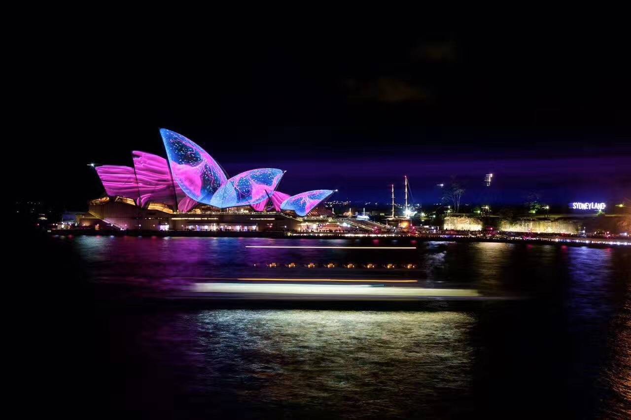 北石：这个由一群流放者建立的国家如今居然这么发达和美丽