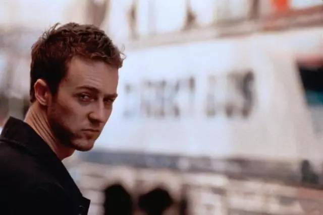 高考完想进娱乐圈,高考后女孩子不要乱去电影院