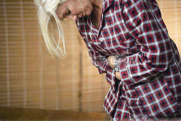 老年人便秘怎么办？多吃两种食材就能缓解