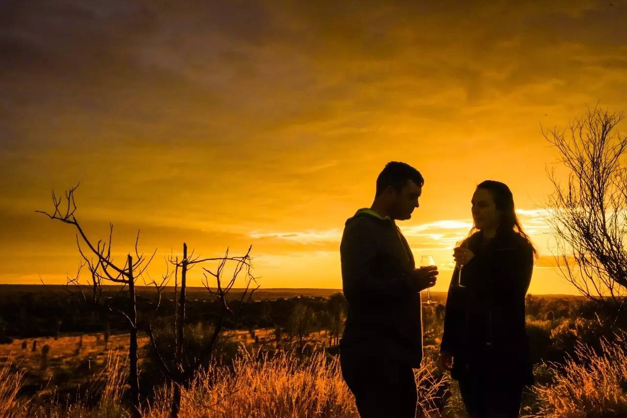 北石：这个由一群流放者建立的国家如今居然这么发达和美丽