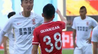 世青赛一球成名，却因脾气遭球迷诟病，今若不改重返国足无望