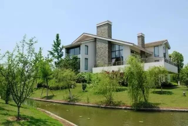 满客旅游｜毕业旅行：行遍江南清丽地，人生只合住湖州——太湖雷迪森欢迎您