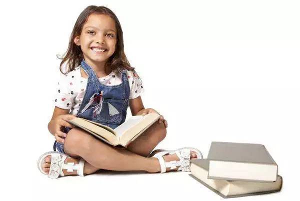 怎么坐改善驼背,宝宝怎么坐起来不伤腰