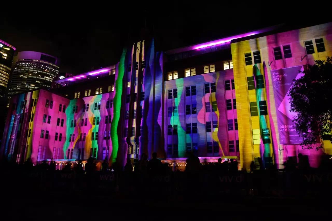 北石：这个由一群流放者建立的国家如今居然这么发达和美丽