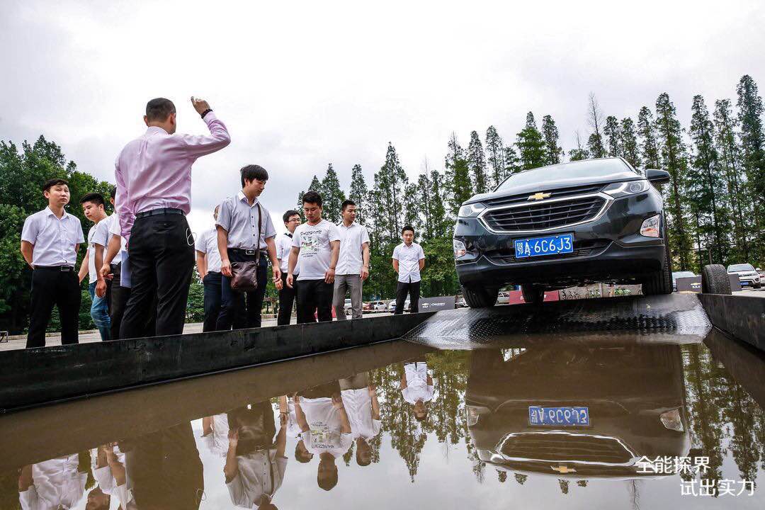2021款雪佛兰探界者2.0t顶配试驾,雪佛兰探界者车评1.5t试驾视频
