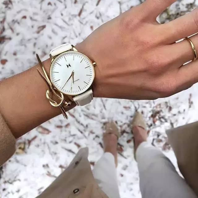 怎样用最少的钱穿出高级感,怎么用最少的钱装出高逼格