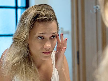 敏感肌肤红血丝多怎么修复,敏感肌肤红血丝用什么药