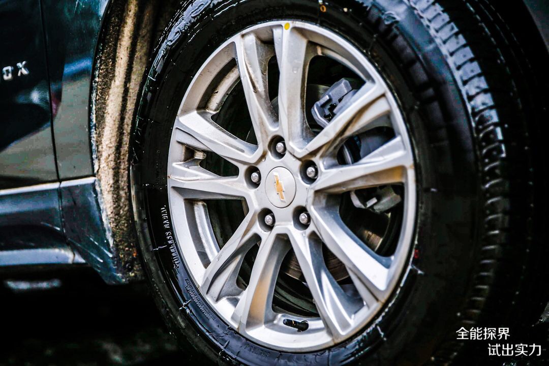 2021款雪佛兰探界者2.0t顶配试驾,雪佛兰探界者车评1.5t试驾视频