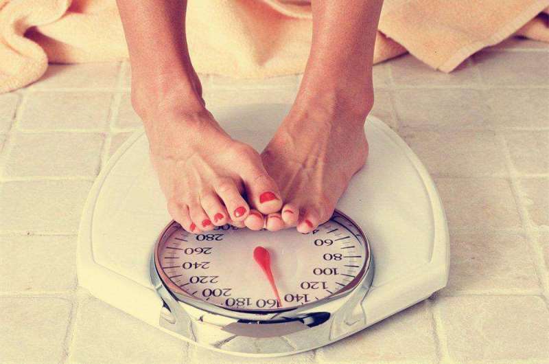 胖子一个月不吃晚饭能瘦几斤,大胖子一直不吃饭