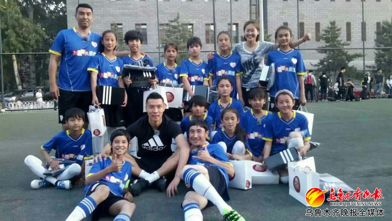 灏忓濂冲瓙瓒崇悆闃熷悜鍥借冻鎸戞垬,16宀佺殑鏂扮枂瓒崇悆灏戝勾