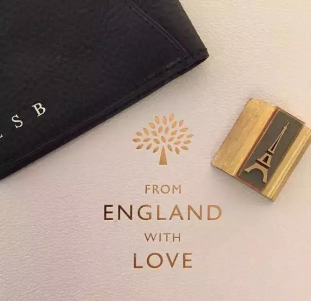 burberry经久不衰的单品,只有burberry才有英伦范