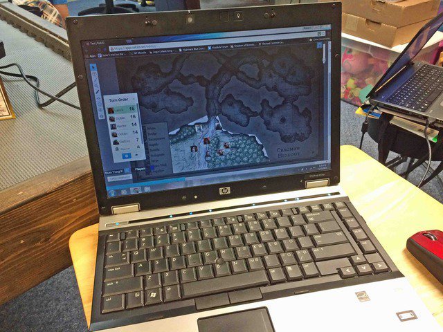 极简游戏本桌搭,5000元以内的游戏桌