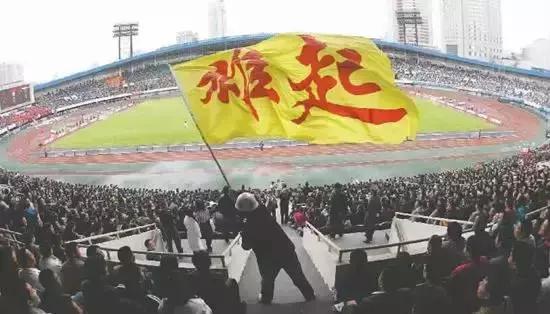 再把“雄起”吼起来！成都足球要“开挂”，球场将超300个