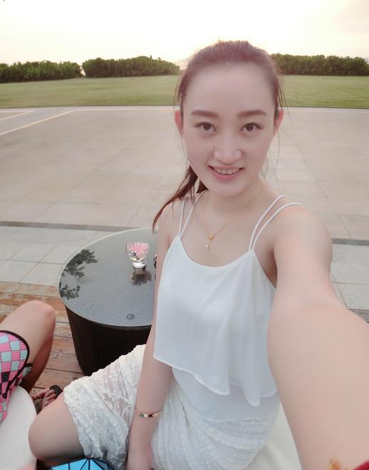 国足第三任娇妻,国足最美五位太太