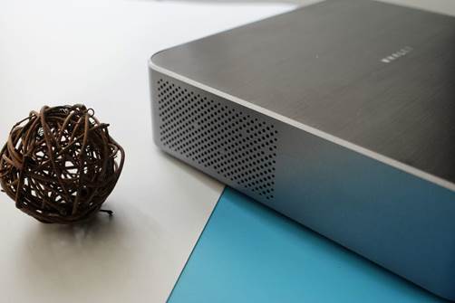 最亮家用投影仪,微鲸投影仪1200流明