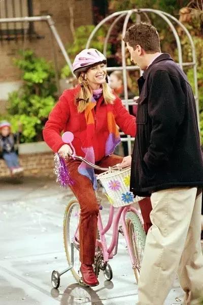 每当生活不如意必须看遍老友记,那些年我们看过的老友记