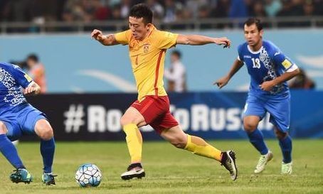 董路国足5分钟集锦,董路从哪里直播国足比赛