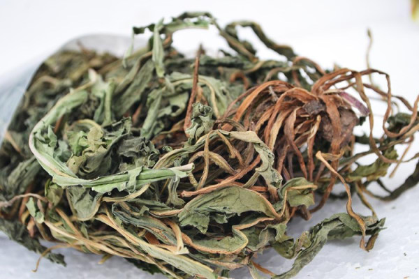 接吻有口臭怎么消除,接吻时有口臭如何立刻解决