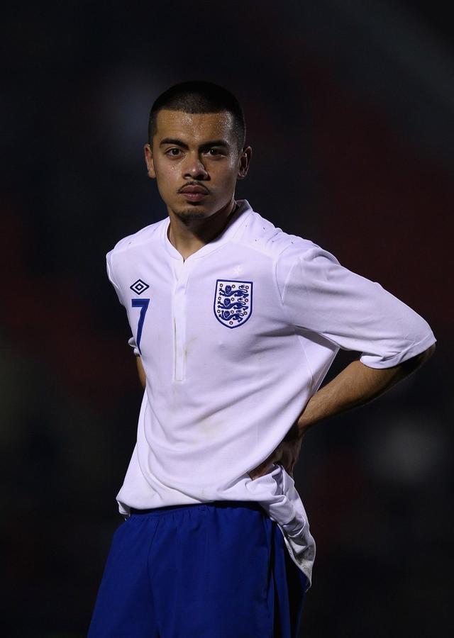 足球中国小妖,目前有中国血统的球员