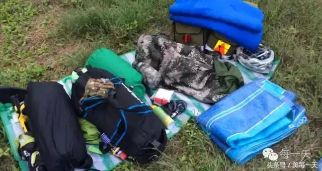 野外被蜈蚣蜇伤后应采取哪些措施,在家被蜈蚣咬最快解决方法