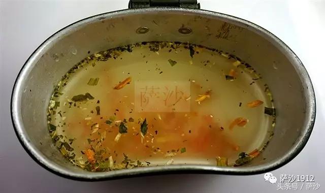 解放军和敌人1v1肉搏,解放军单挑片段