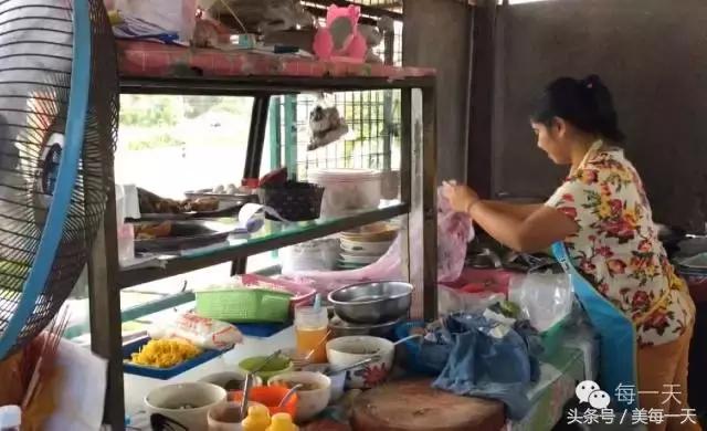 野外被蜈蚣蜇伤后应采取哪些措施,在家被蜈蚣咬最快解决方法