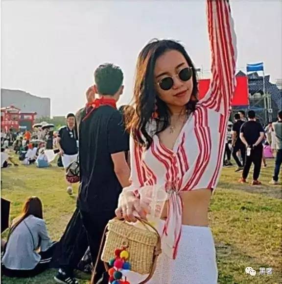 草编包包最新款推荐,轻奢草编包推荐