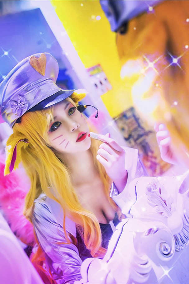 英雄联盟魔女阿狸cos正片,阿狸偶像歌手高山杜鹃至臻