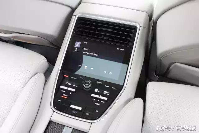 剑指马德里德比萨乌尔,全新保时捷panamera首试车