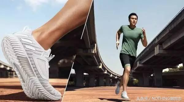 适合夏天穿的透气休闲运动鞋,轻薄透气的运动鞋推荐