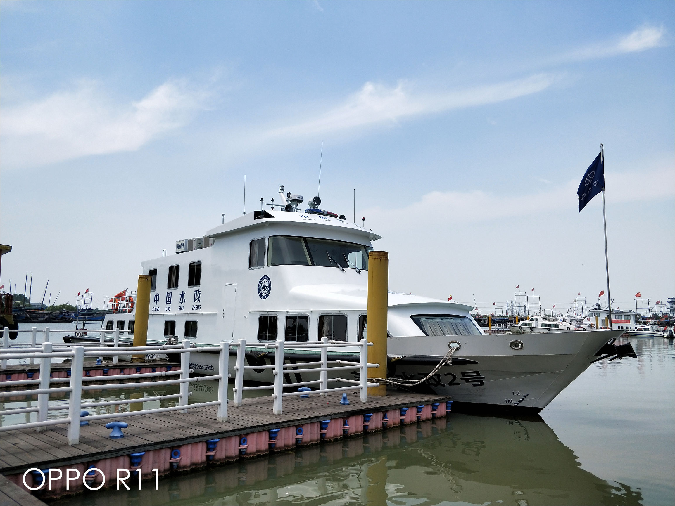 oppo手机相机怎么调拍照好看,不玩游戏拍照好的oppo手机