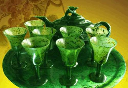 花了600元买的翡翠手镯,5000元的翡翠手镯都会有苍蝇吗