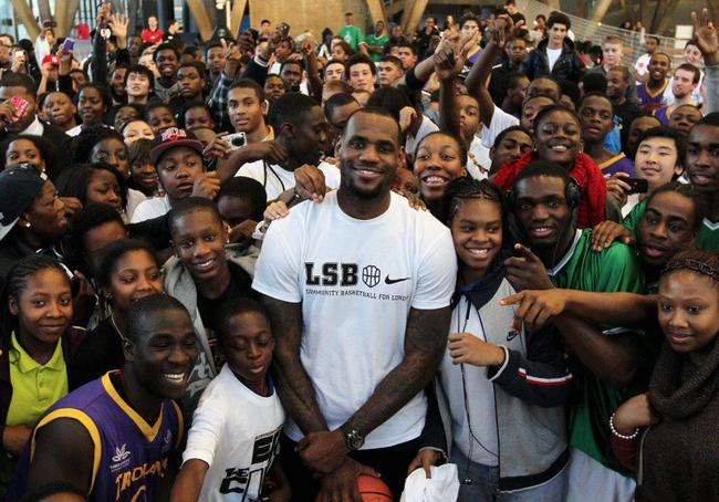 勒布朗22岁队友,詹皇篮球生涯