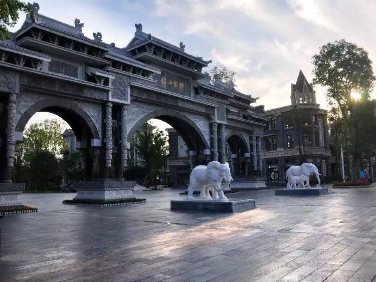 带点古色古香，这个调调才是“成都”！