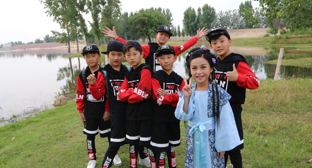 绔ユ槦鏉庨洩鑺鐚彨mv,鏉庨洩鑺墽缇婃洸