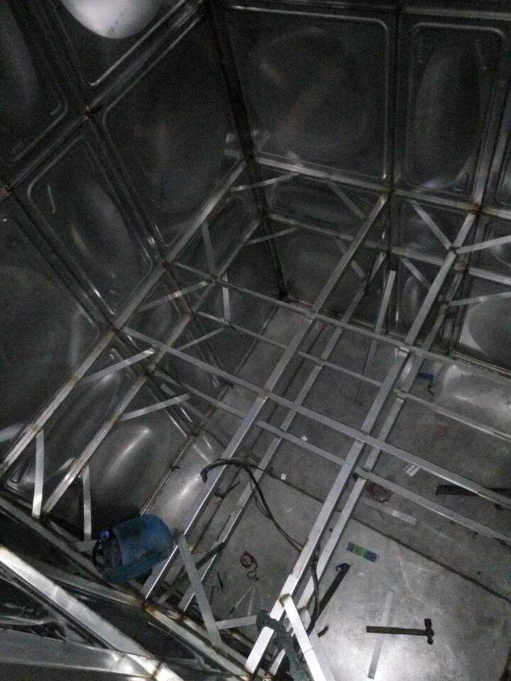 组合式不锈钢消防水箱安装视频,消防不锈钢水箱安装