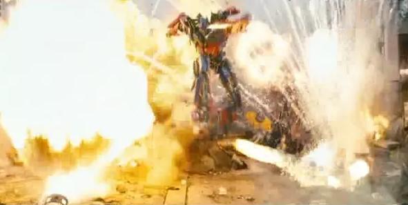 《变形金刚》导演多能炸？火花百米高，一部电影炸掉1000多亿！