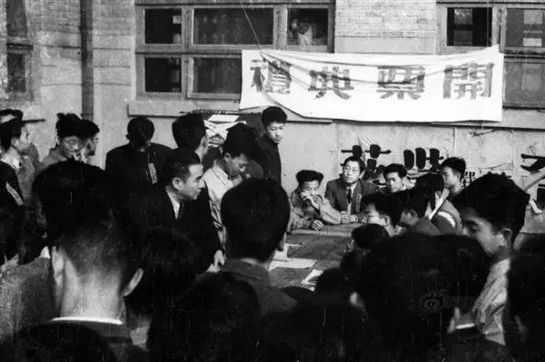 清华北大的全部视频,清华大学九十年代的照片