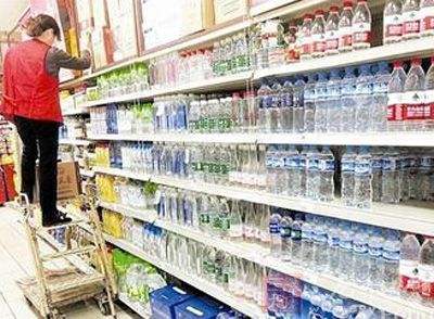 备孕喝碱性水增加怀孕几率,男士多喝苏打水有利于怀孕吗