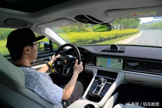 剑指马德里德比萨乌尔,全新保时捷panamera首试车