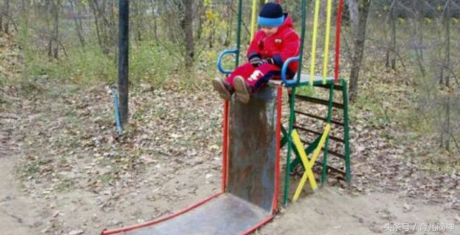 儿童游乐园超奇怪滑滑梯,儿童乐园旋转滑梯细节